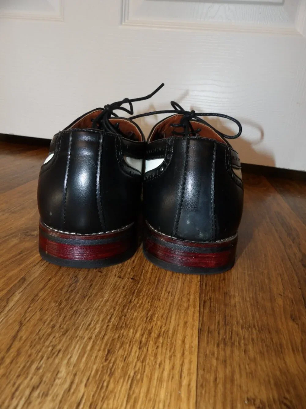 Ferro Aldo Black and White Two Tone Wingtip Oxford Shoes Size 9.5